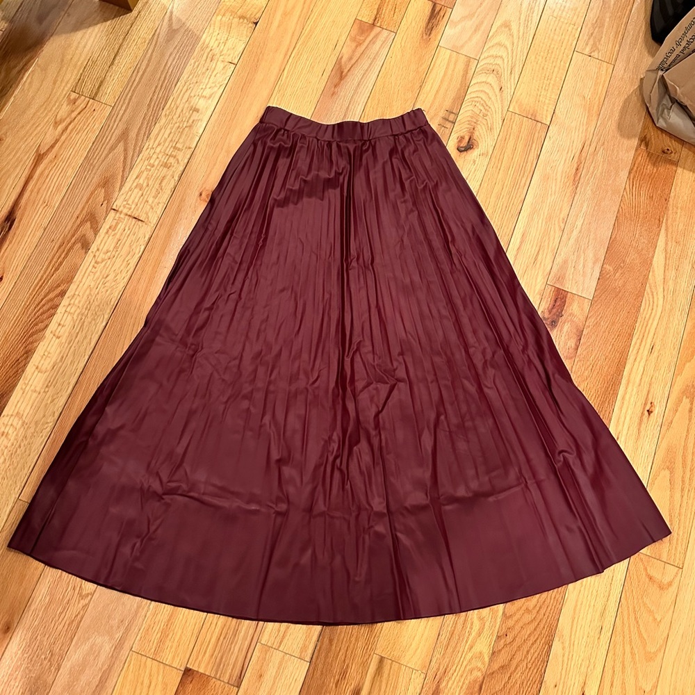 Faux leather skirt